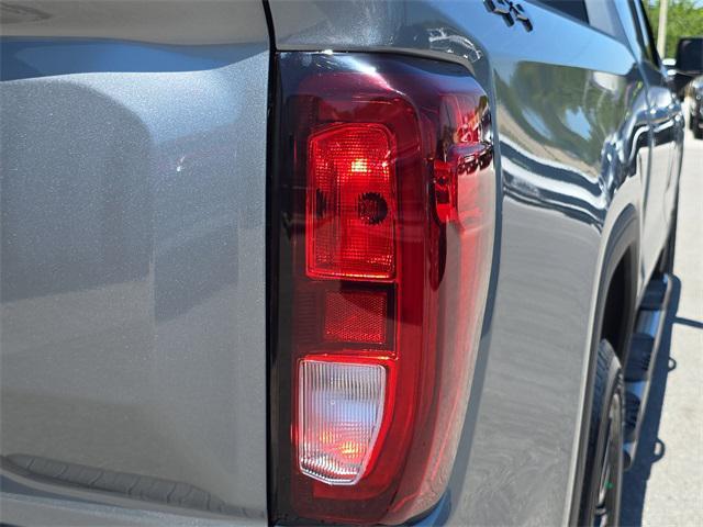 new 2025 GMC Sierra 1500 car, priced at $52,385