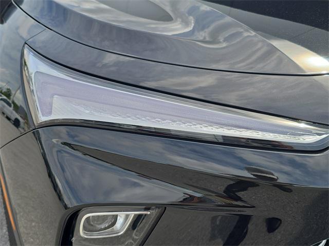 new 2025 Buick Envista car, priced at $24,142