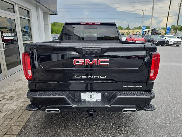 new 2025 GMC Sierra 1500 car, priced at $71,044