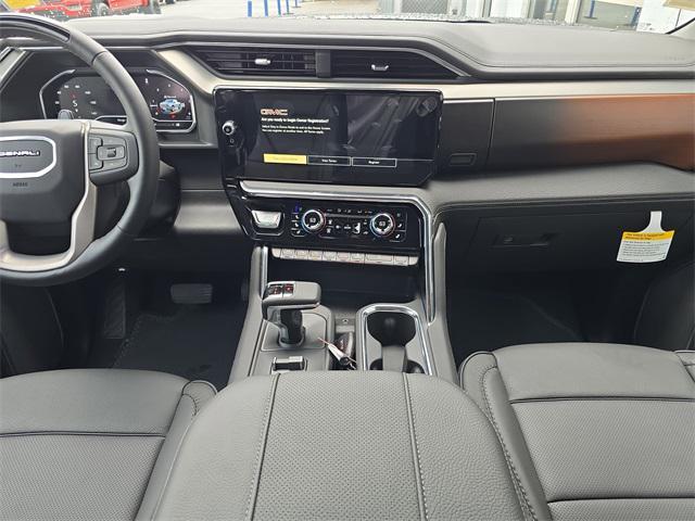 new 2025 GMC Sierra 1500 car, priced at $71,044