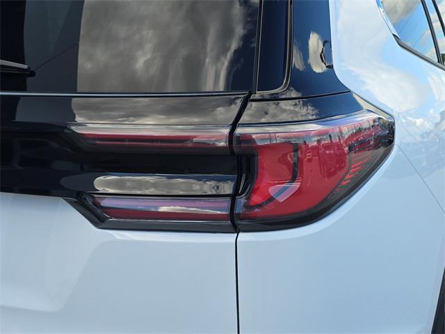 used 2025 GMC Acadia car, priced at $35,977