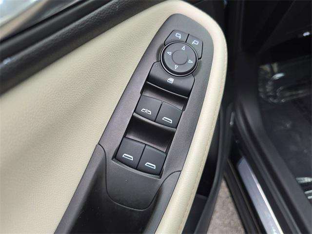 new 2025 Buick Encore GX car, priced at $32,494