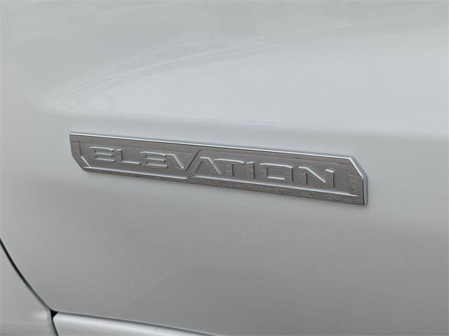 new 2025 GMC Sierra 1500 car, priced at $49,352