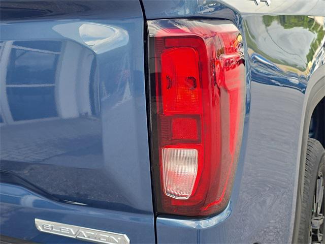 used 2024 GMC Sierra 1500 car, priced at $40,885