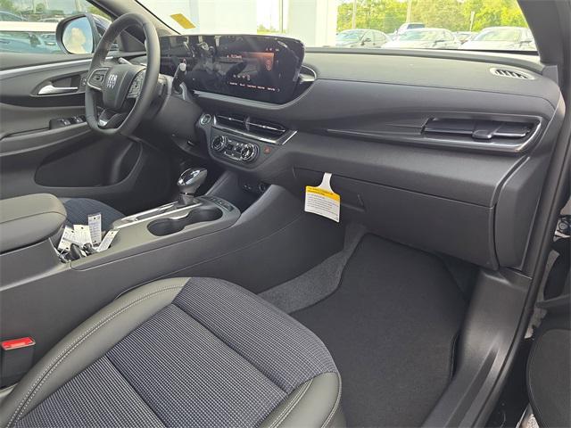 new 2025 Buick Envista car, priced at $25,323