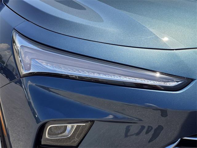new 2025 Buick Envista car, priced at $24,906