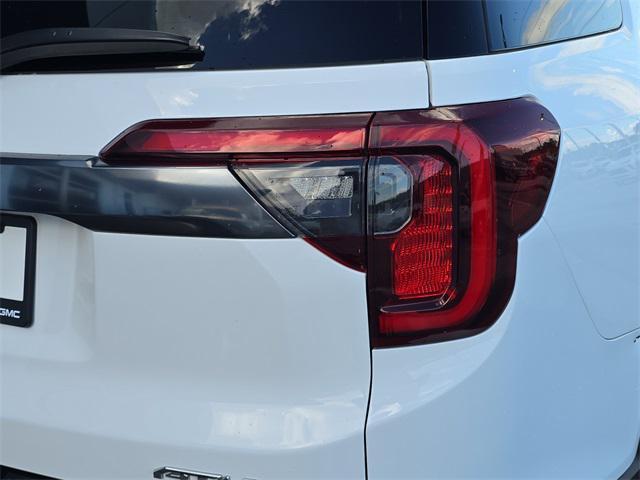 used 2022 GMC Acadia car, priced at $26,500