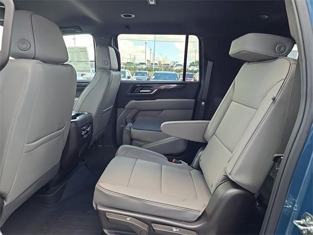 new 2025 GMC Yukon XL car, priced at $75,110