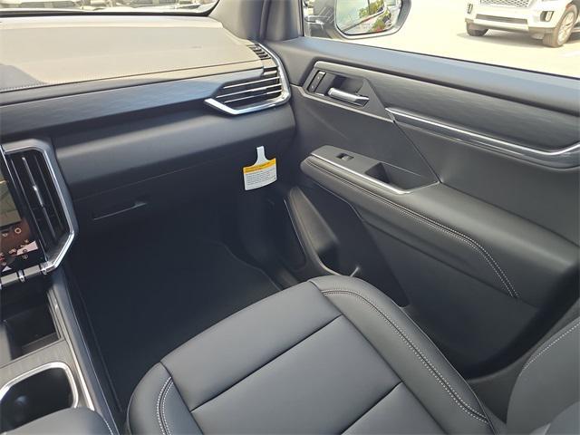 new 2025 GMC Acadia car, priced at $50,725