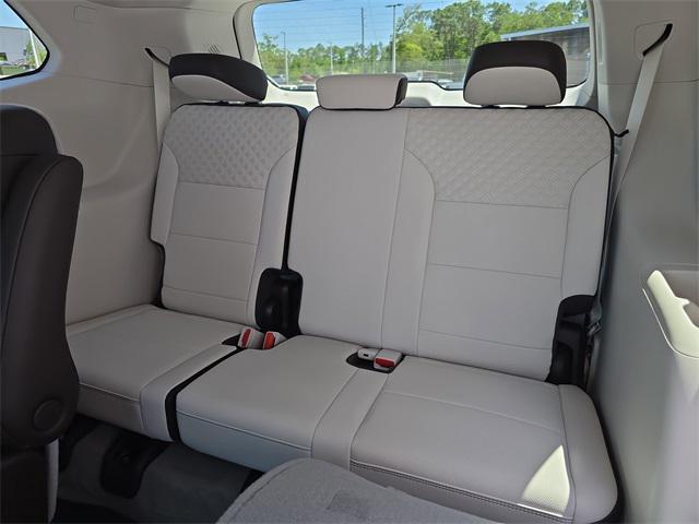 new 2025 GMC Acadia car, priced at $55,414