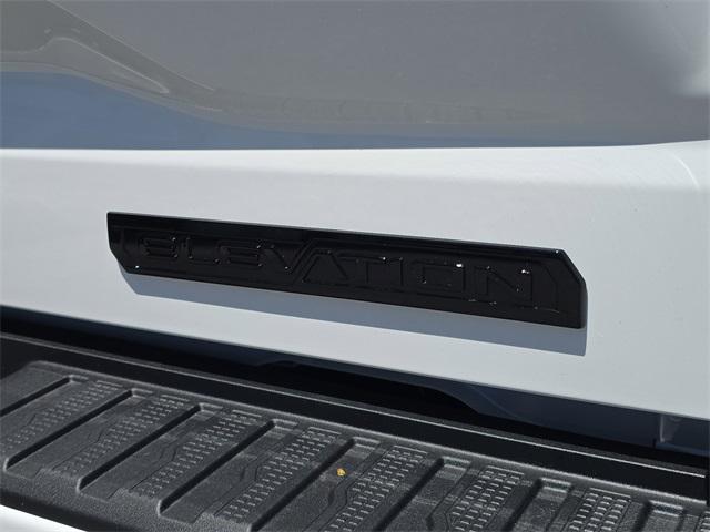 new 2025 GMC Sierra 1500 car, priced at $46,981