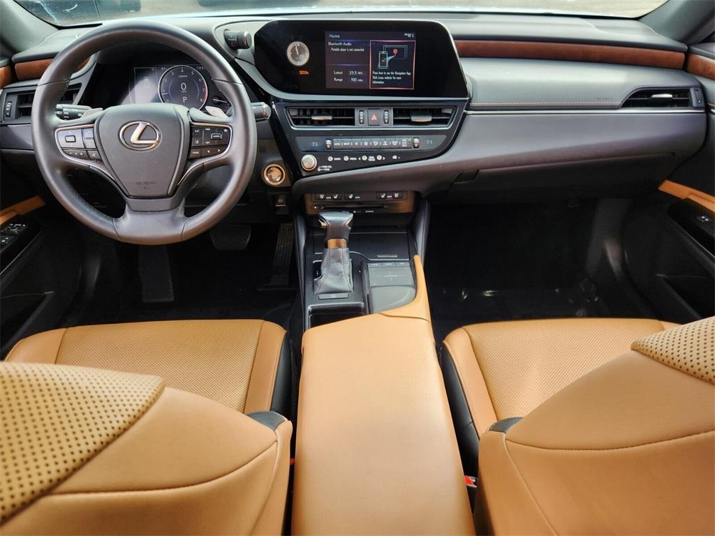 used 2022 Lexus ES 350 car, priced at $32,999