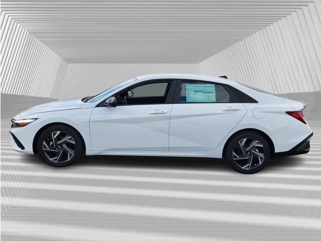 new 2025 Hyundai Elantra car