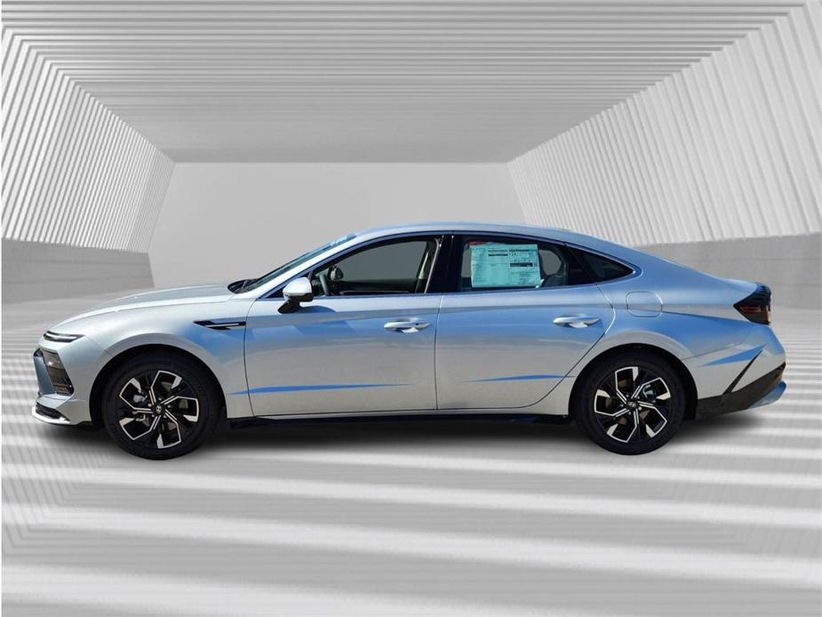 new 2024 Hyundai Sonata car, priced at $28,890