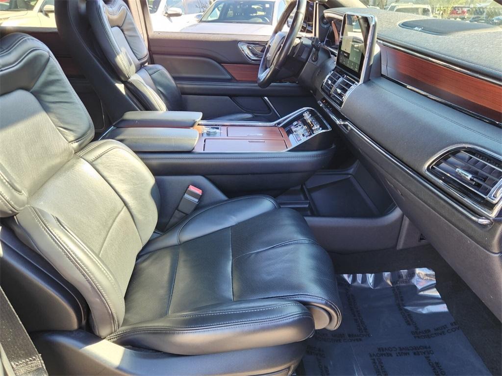 used 2021 Lincoln Navigator car, priced at $39,499