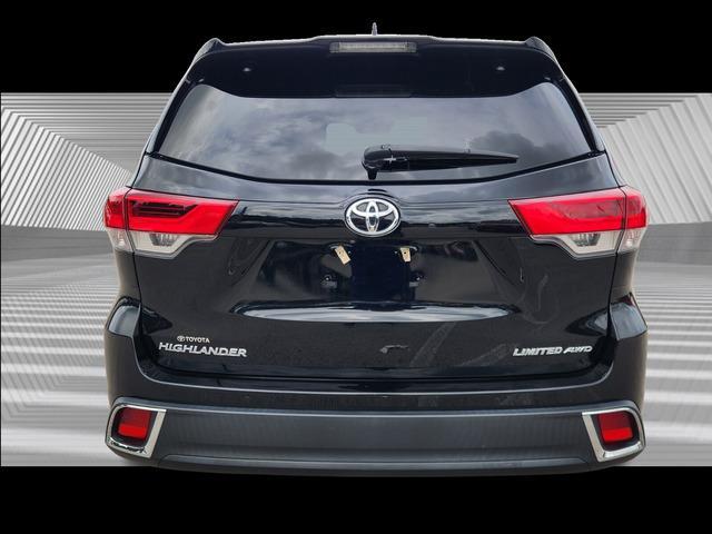 used 2019 Toyota Highlander car, priced at $27,995