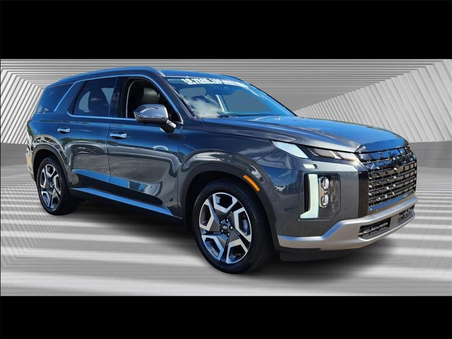 used 2023 Hyundai Palisade car, priced at $37,269