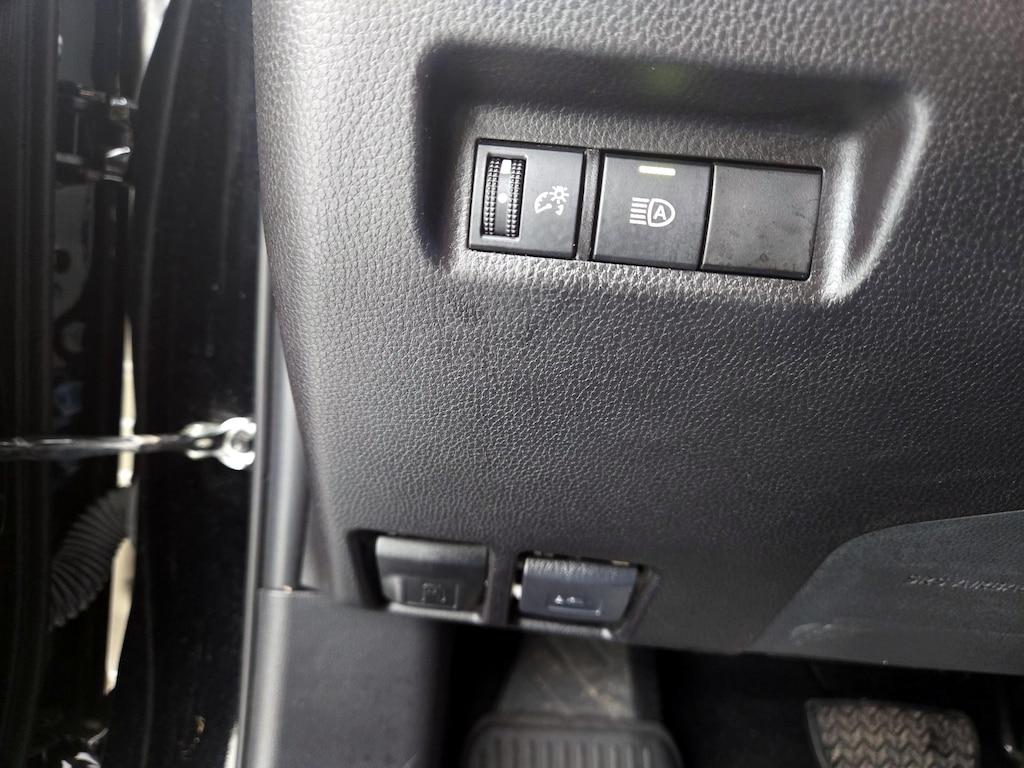 used 2022 Toyota RAV4 car, priced at $29,998