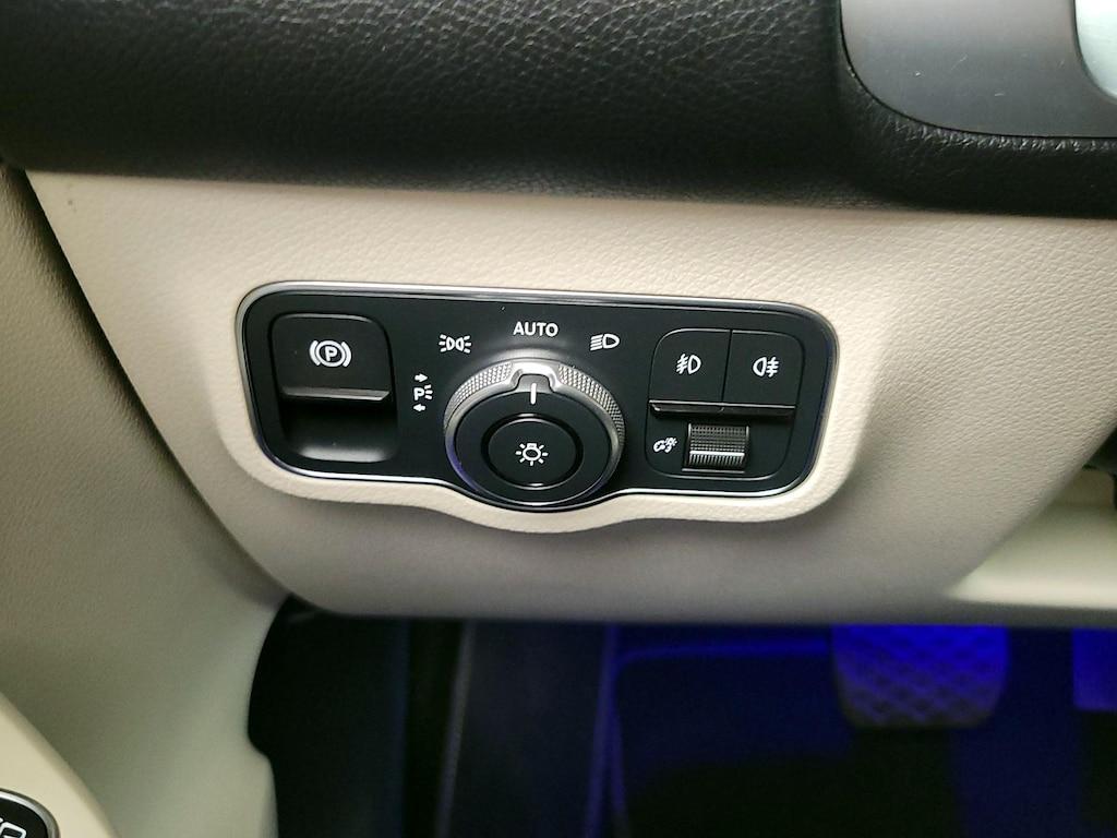 used 2023 Mercedes-Benz GLB 250 car, priced at $40,998