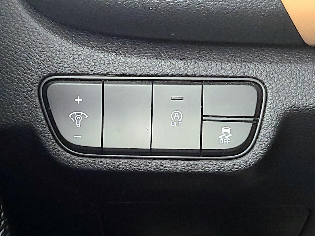 used 2024 Kia Seltos car, priced at $27,998