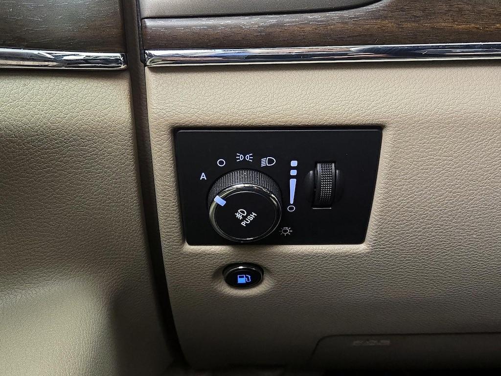 used 2015 Jeep Grand Cherokee car, priced at $15,998