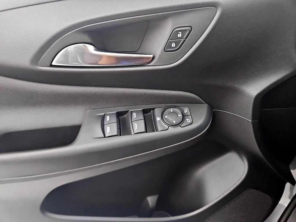 used 2025 Buick Envista car, priced at $28,998