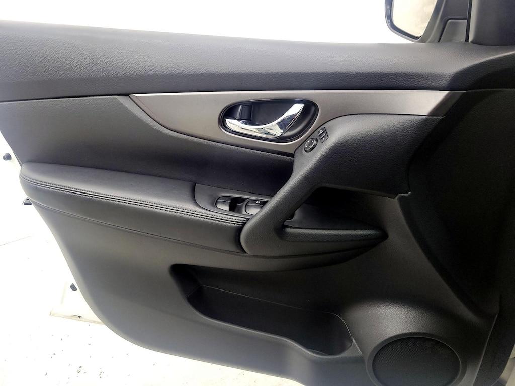 used 2016 Nissan Rogue car, priced at $13,998