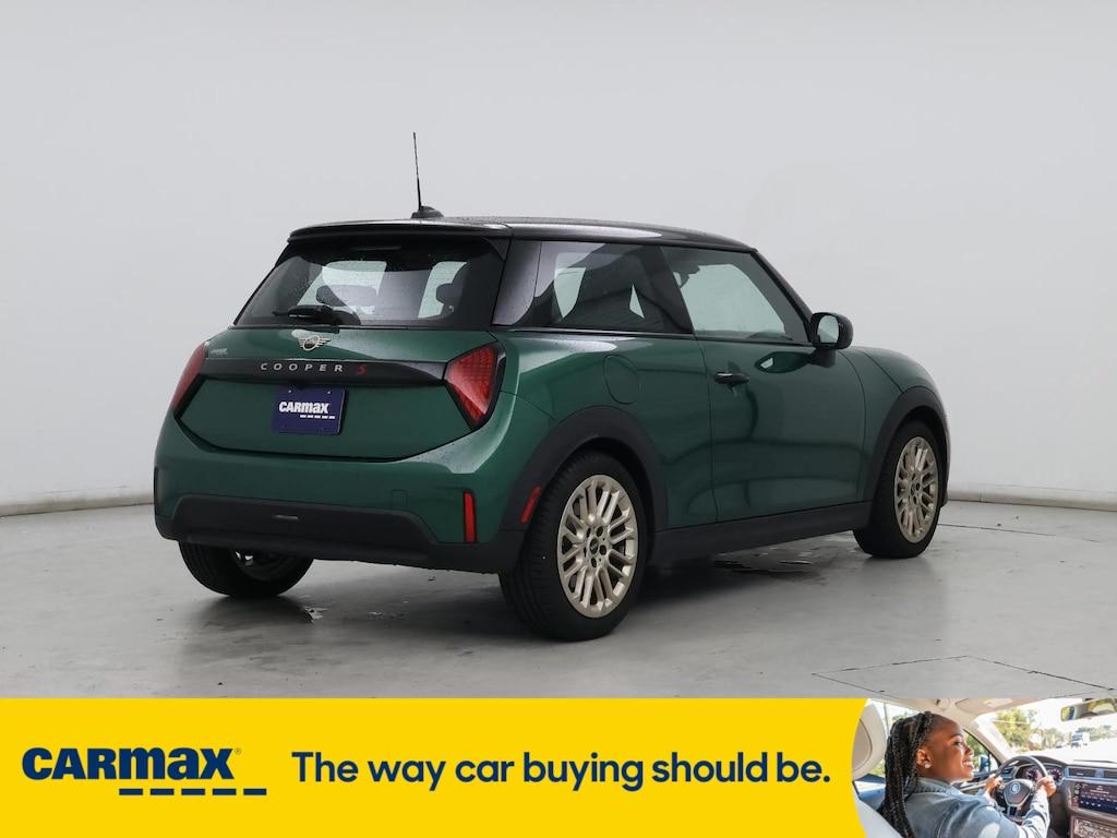 used 2025 MINI Hardtop car, priced at $33,998