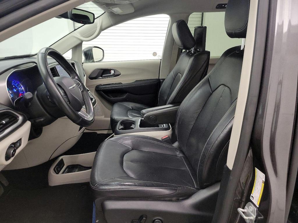 used 2022 Chrysler Pacifica Hybrid car, priced at $29,998