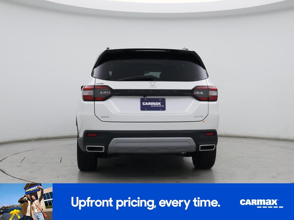 used 2025 Honda Pilot car, priced at $50,998