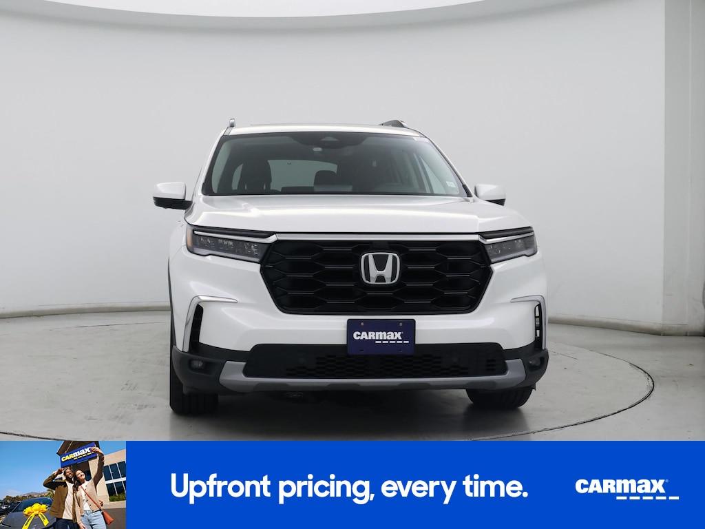 used 2025 Honda Pilot car, priced at $50,998
