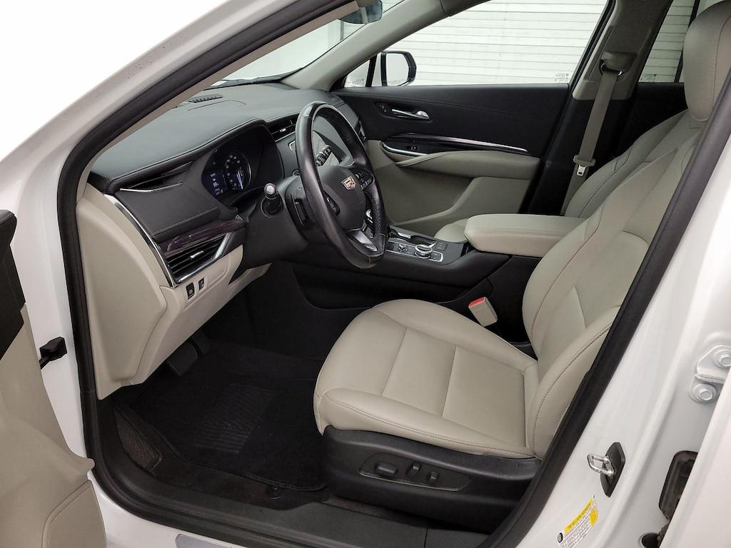 used 2022 Cadillac XT4 car, priced at $27,998