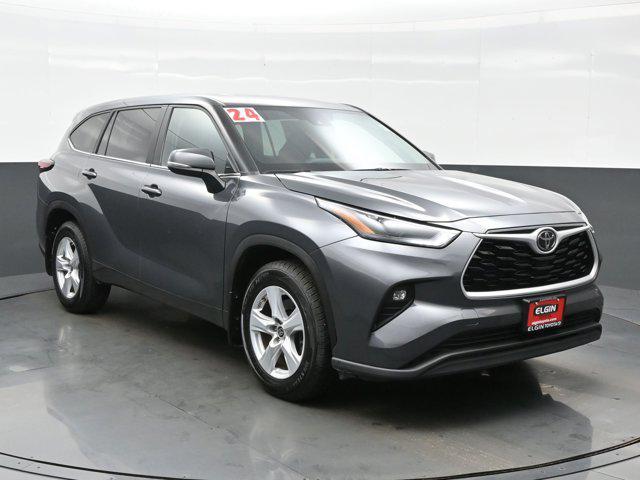 used 2024 Toyota Highlander car, priced at $37,790