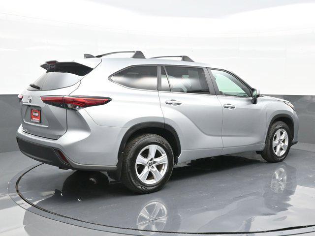 used 2023 Toyota Highlander car, priced at $28,490