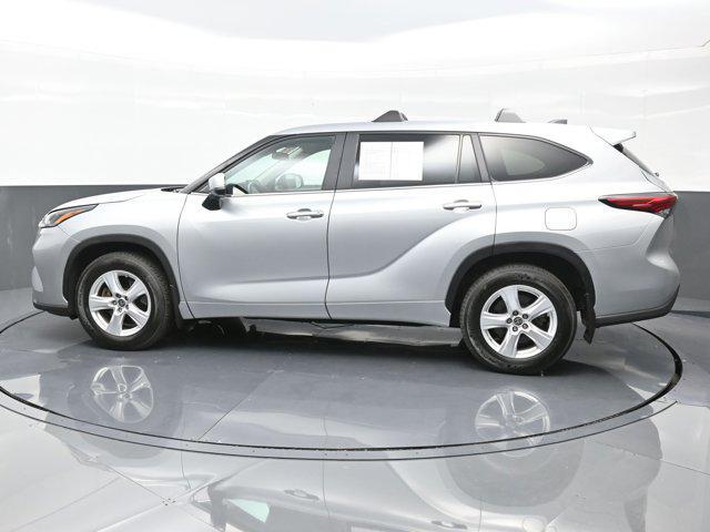 used 2023 Toyota Highlander car, priced at $28,490