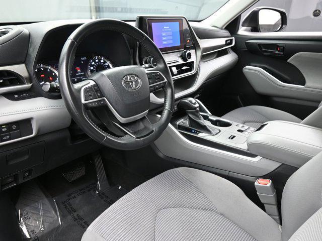 used 2023 Toyota Highlander car, priced at $28,790
