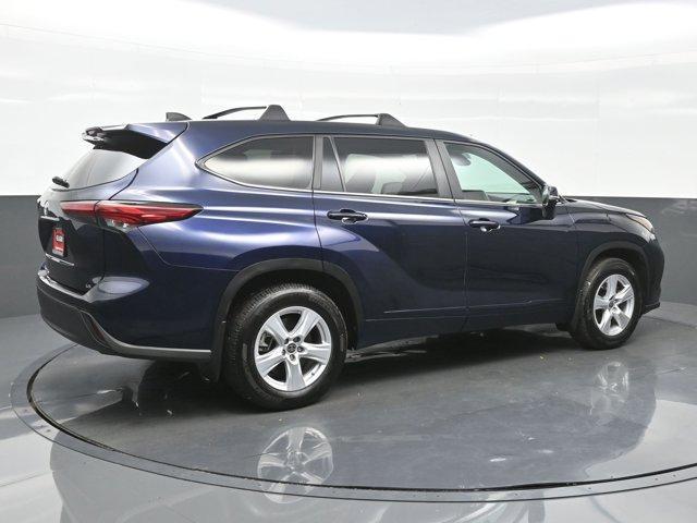 used 2023 Toyota Highlander car, priced at $28,490