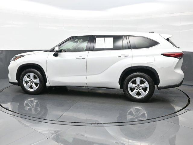 used 2022 Toyota Highlander car, priced at $27,490