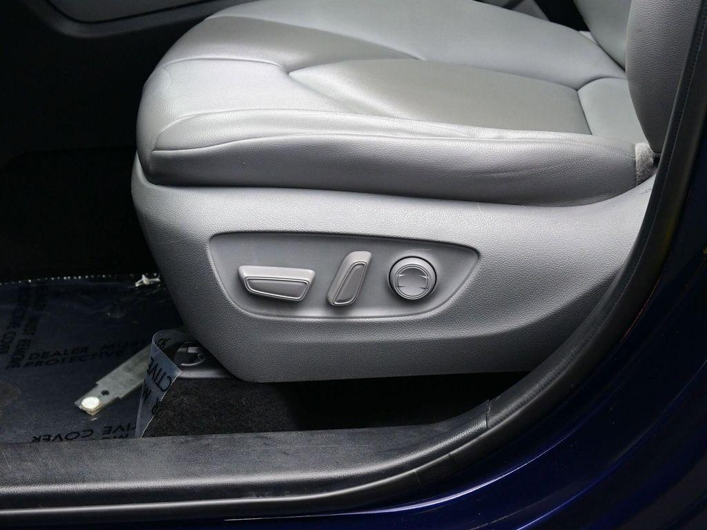 used 2021 Toyota Highlander car, priced at $30,490