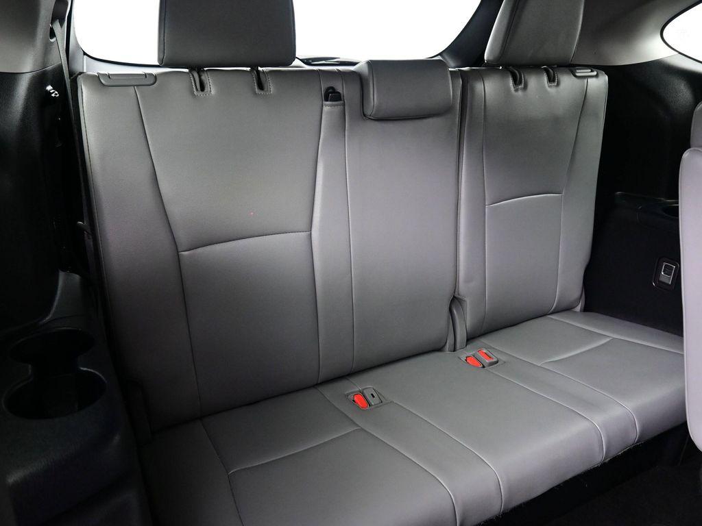 used 2021 Toyota Highlander car, priced at $30,490