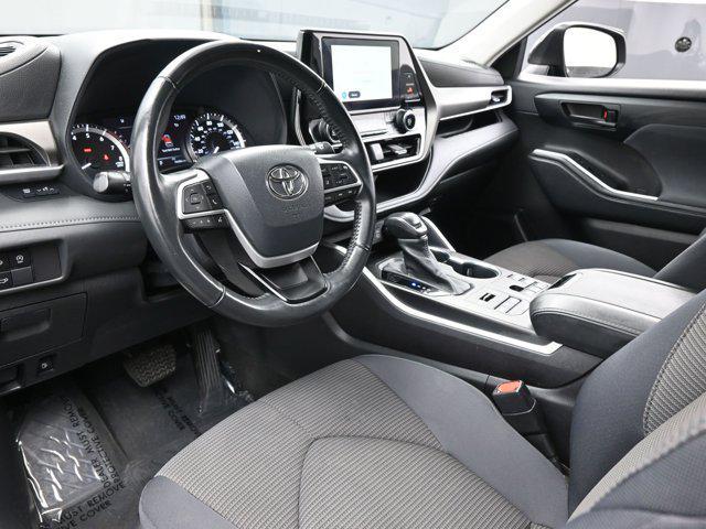 used 2023 Toyota Highlander car, priced at $32,190