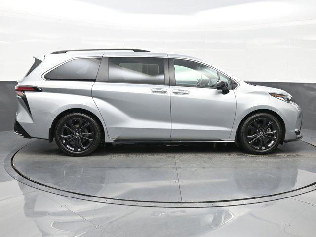 used 2022 Toyota Sienna car, priced at $37,290