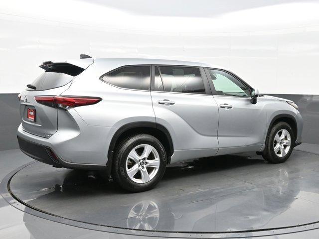 used 2023 Toyota Highlander car, priced at $35,490