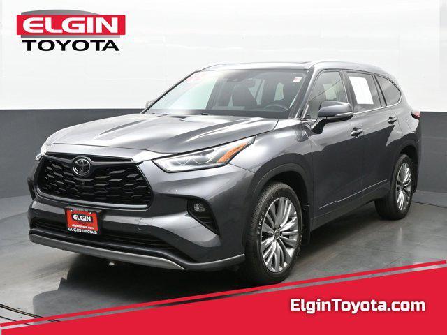 used 2022 Toyota Highlander car, priced at $36,490