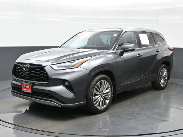 used 2022 Toyota Highlander car, priced at $36,490