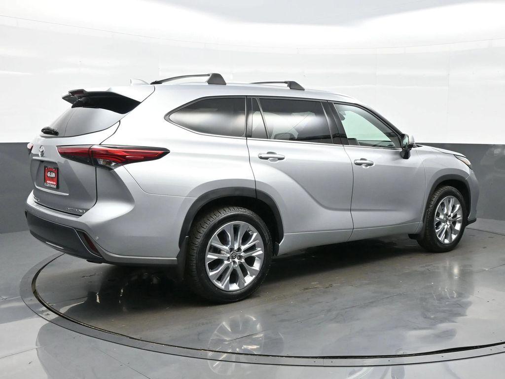 used 2023 Toyota Highlander car, priced at $41,190