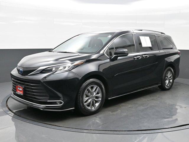 used 2022 Toyota Sienna car, priced at $29,990