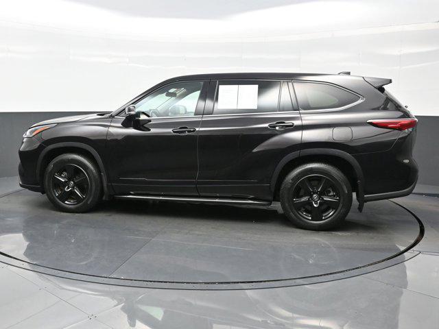 used 2021 Toyota Highlander car, priced at $30,190