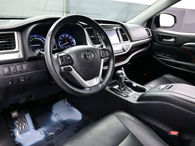 used 2019 Toyota Highlander Hybrid car, priced at $33,790