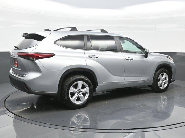 used 2023 Toyota Highlander car, priced at $40,790